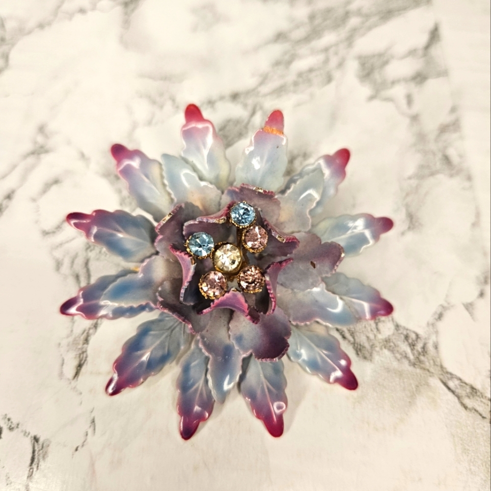 Vintage CORO flower pin brooch